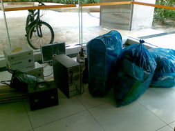 優(yōu)質(zhì)搬家服務(wù) 價(jià)格合理、明碼實(shí)價(jià)、24小時(shí)全天候